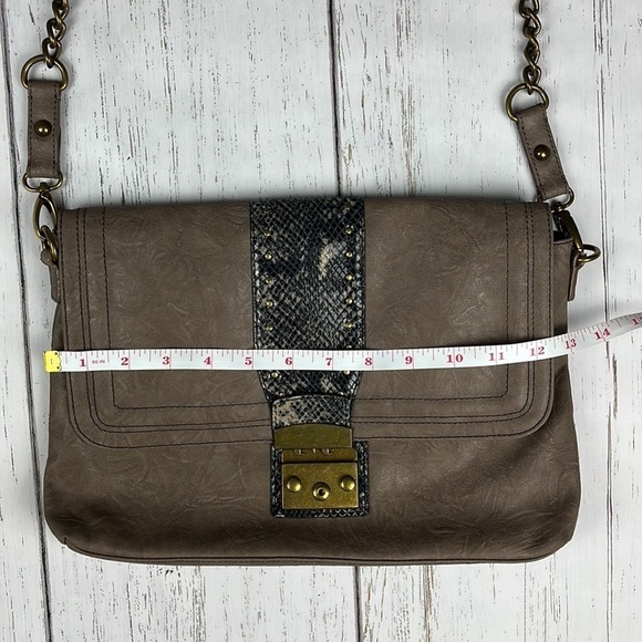 Kate Landry Taupe Snakeskin Details
Shoulder Purse - Picture 14 of 14